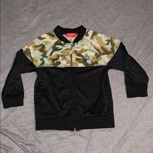 Asphalt boys / toddler jacket size 3t camouflage